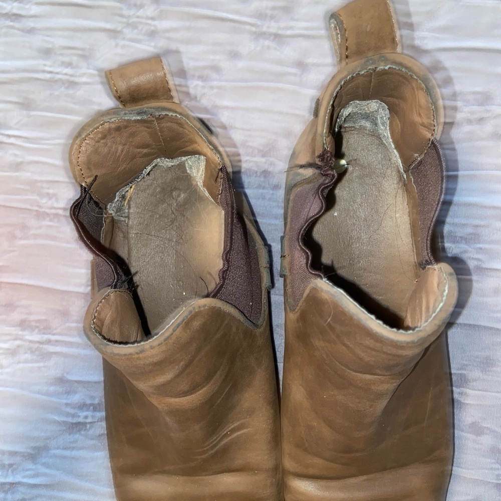 Distressed ankle booties - Picture 5 of 6